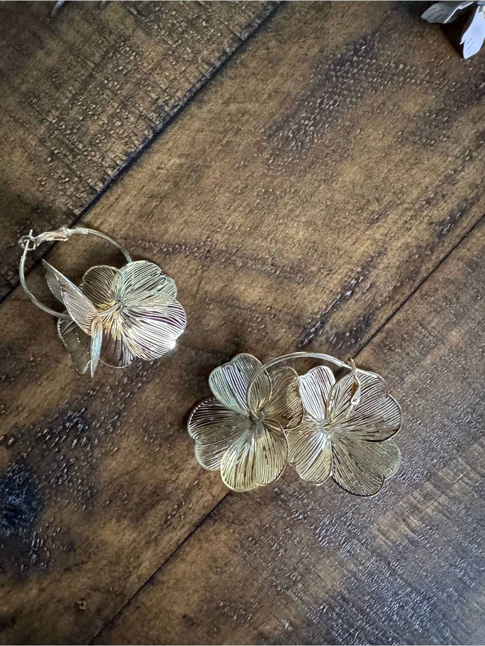 Floral Hoop Earrings - Gold Flower Design
